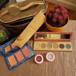 Eye shadow set
